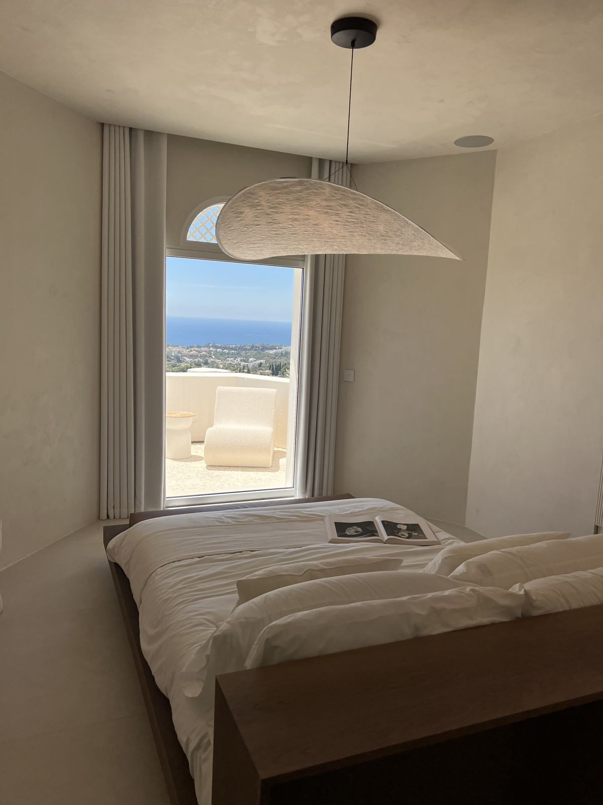 3 Bed Apartment for sale in The Golden Mile Costa Del Sol, Málaga, Spain