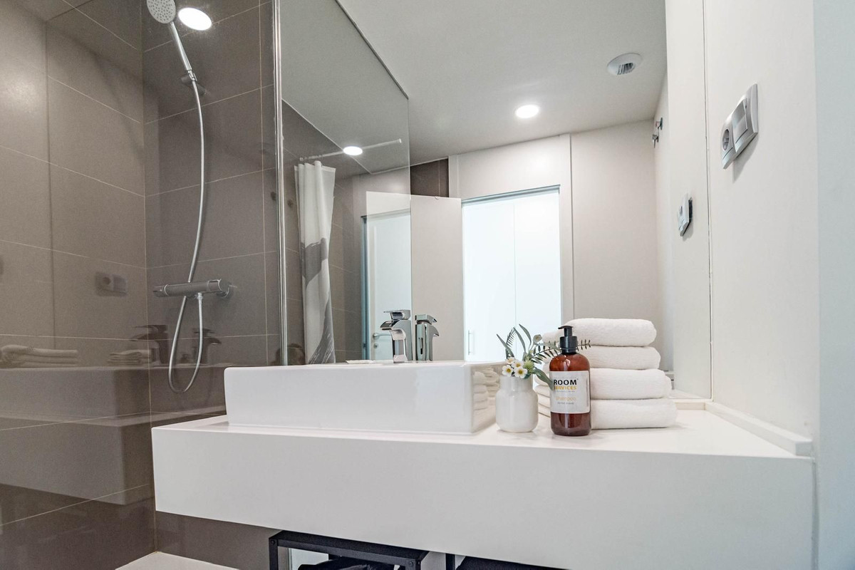 3 Bed Apartment for sale in Cancelada Costa Del Sol, Málaga, Spain