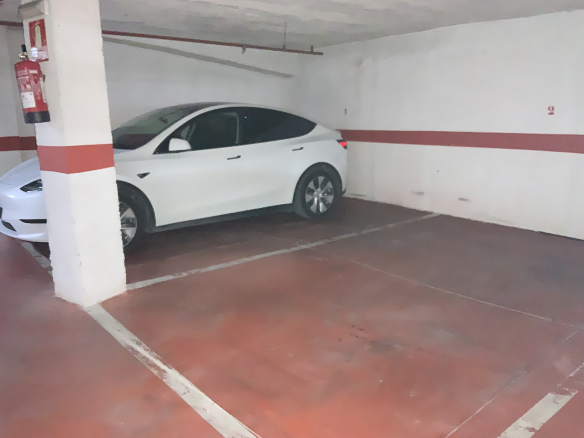 3 Bed Apartment for sale in Marbella Costa Del Sol, Málaga, Spain