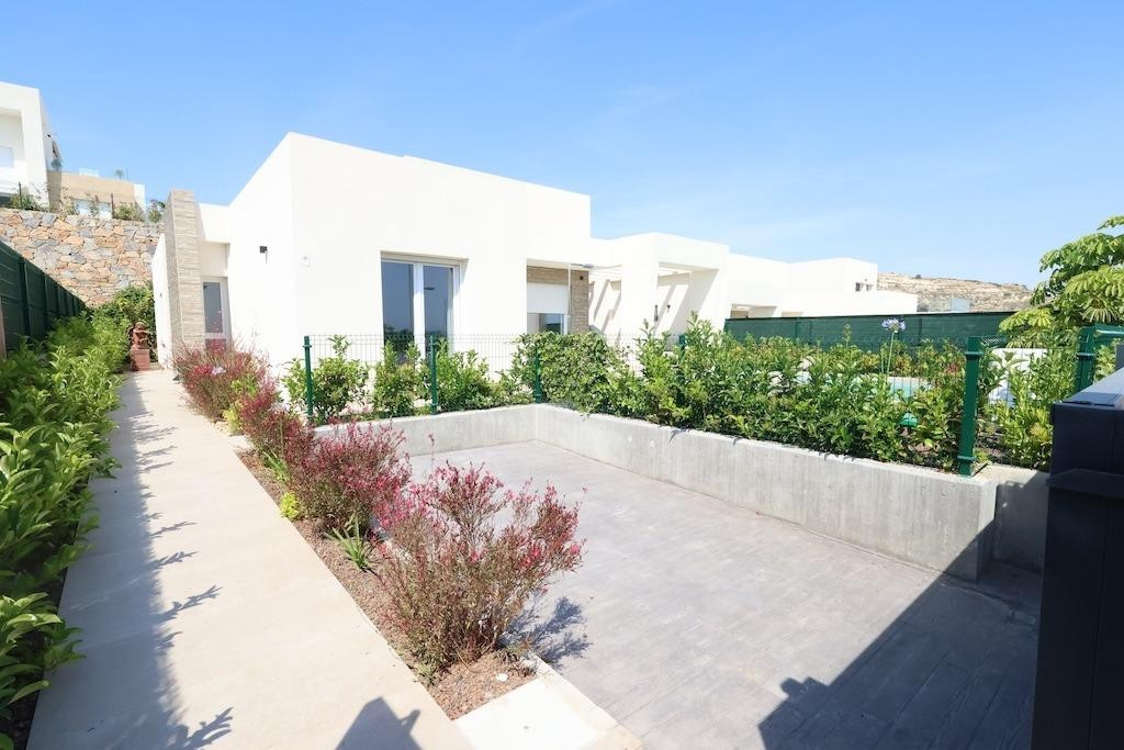 3 Bed Townhouse for sale in Algorfa Costa Blanca, Alicante, Spain
