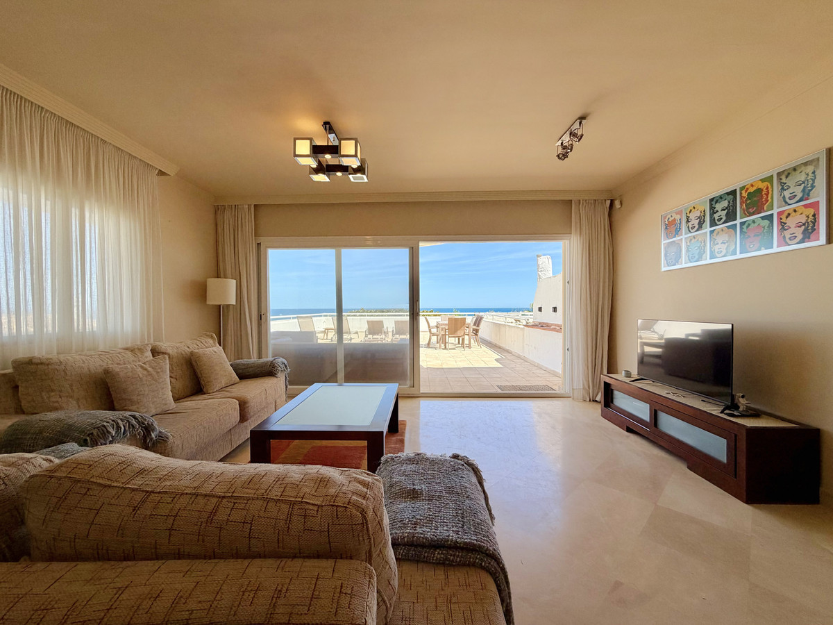 Se vende Apartamento Planta Media de 2 dormitorios en Costa Del Sol, Málaga, España