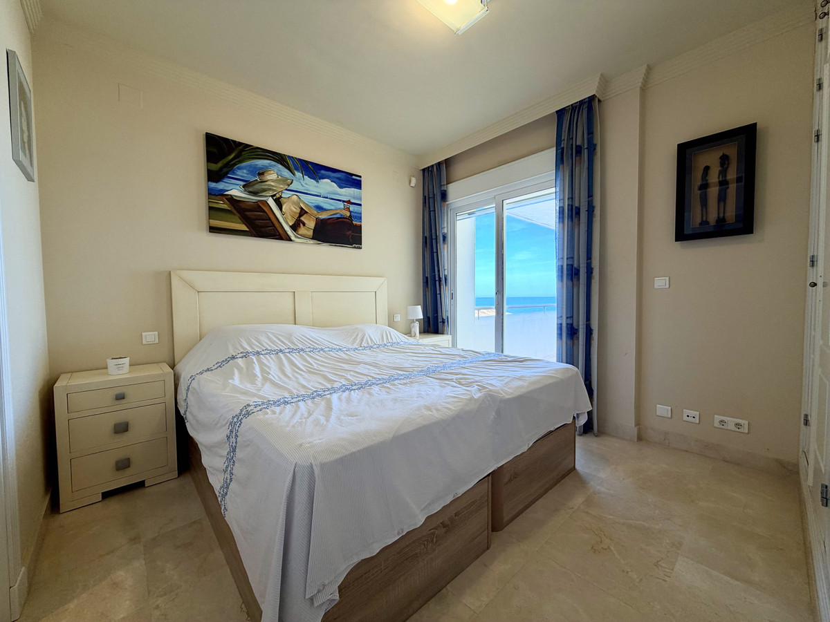 Se vende Apartamento Planta Media de 2 dormitorios en Costa Del Sol, Málaga, España