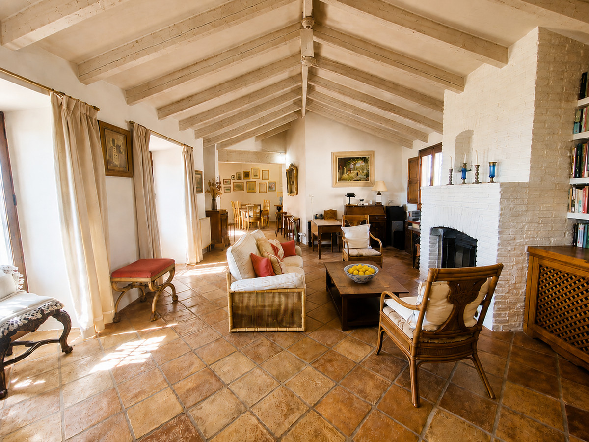 2 Bed Townhouse for sale in Gaucín Costa Del Sol, Málaga, Spain