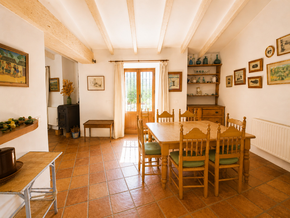2 Bed Townhouse for sale in Gaucín Costa Del Sol, Málaga, Spain