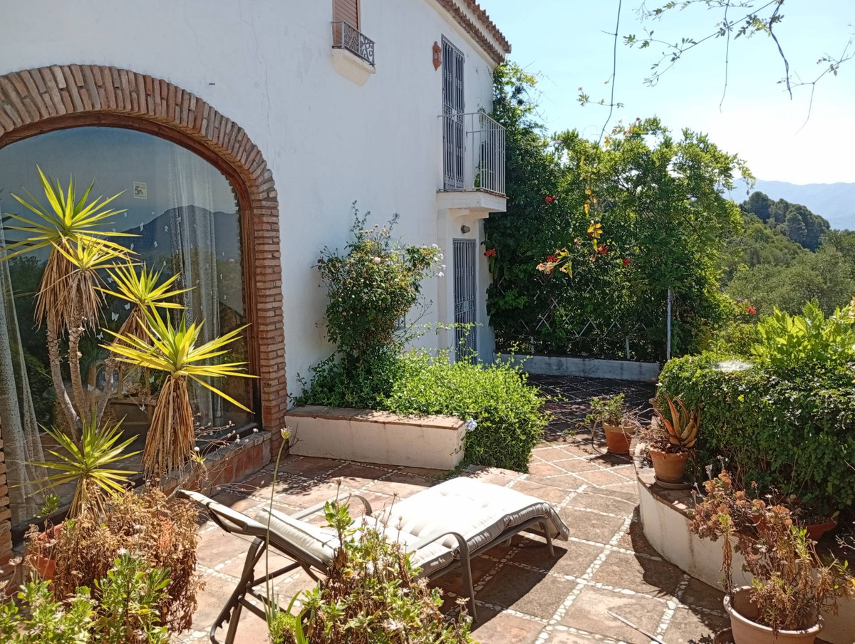 2 Bed Townhouse for sale in Gaucín Costa Del Sol, Málaga, Spain