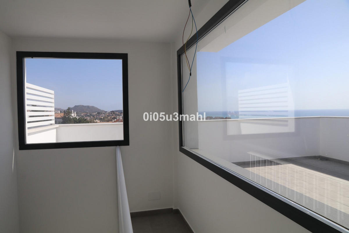 4 Bed Townhouse for sale in Málaga Costa Del Sol, Málaga, Spain
