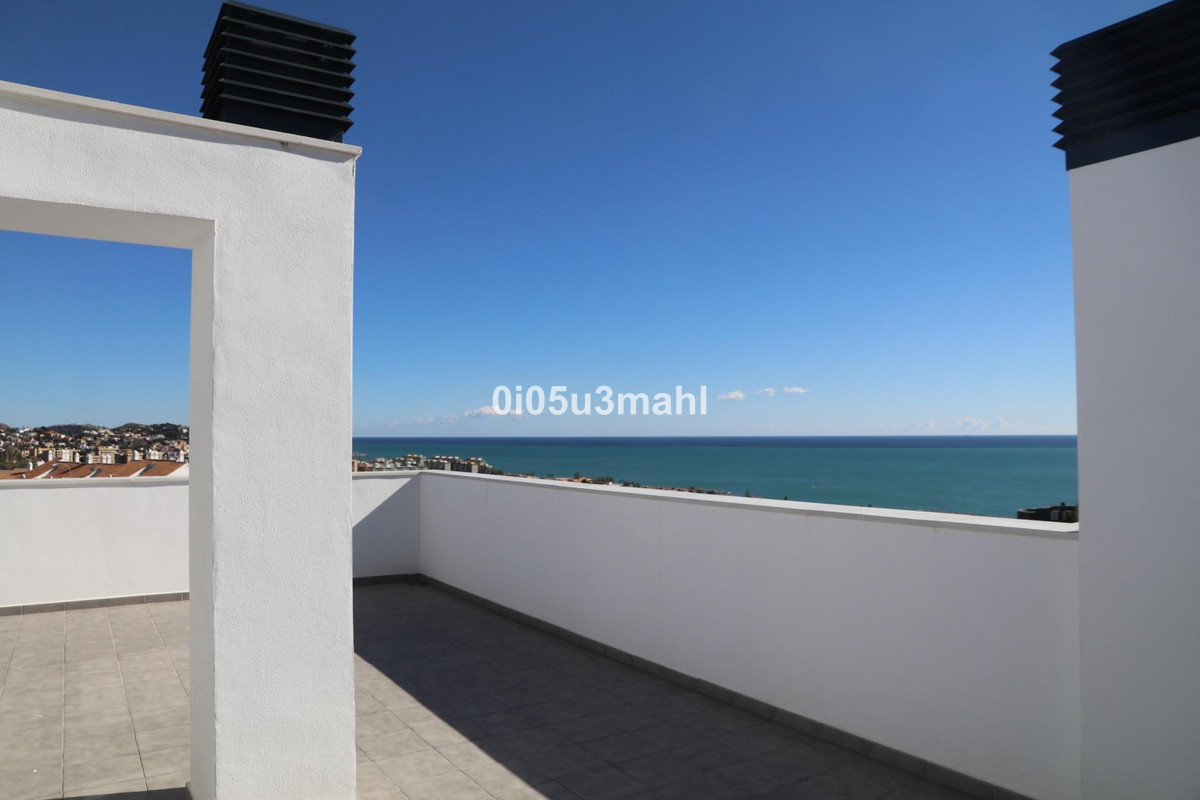4 Bed Townhouse for sale in Málaga Costa Del Sol, Málaga, Spain