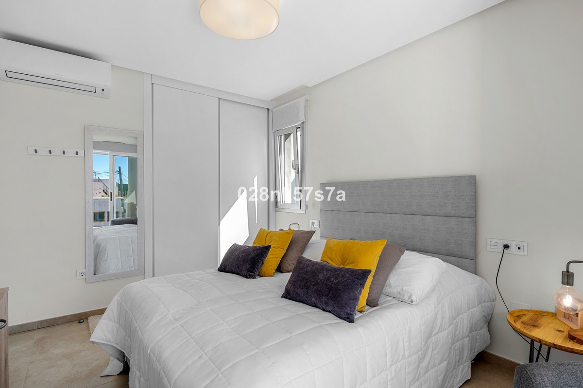 3 Bed Townhouse for sale in La Florida Costa Blanca, Alicante, Spain