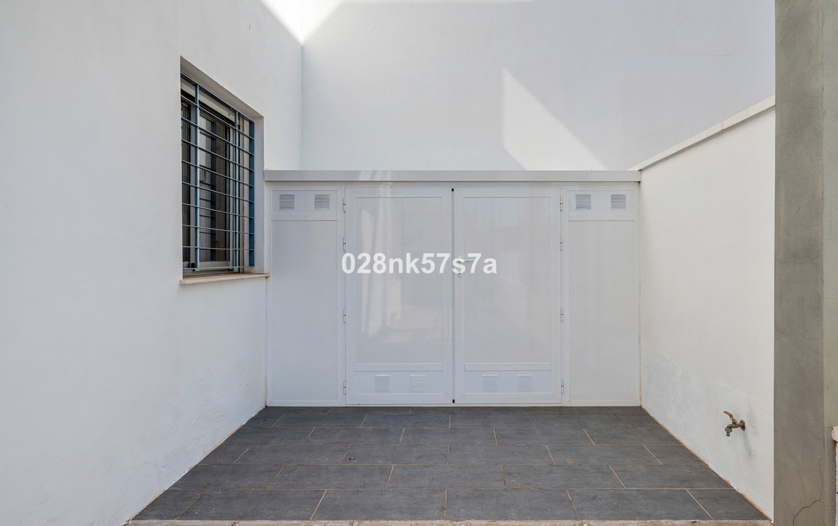 3 Bed Townhouse for sale in La Florida Costa Blanca, Alicante, Spain