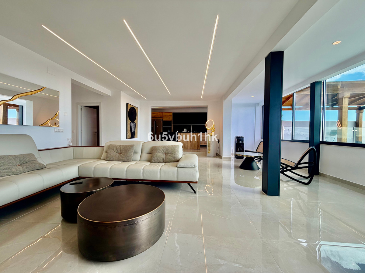 4 Bed Townhouse for sale in Benalmadena Costa Costa Del Sol, Málaga, Spain