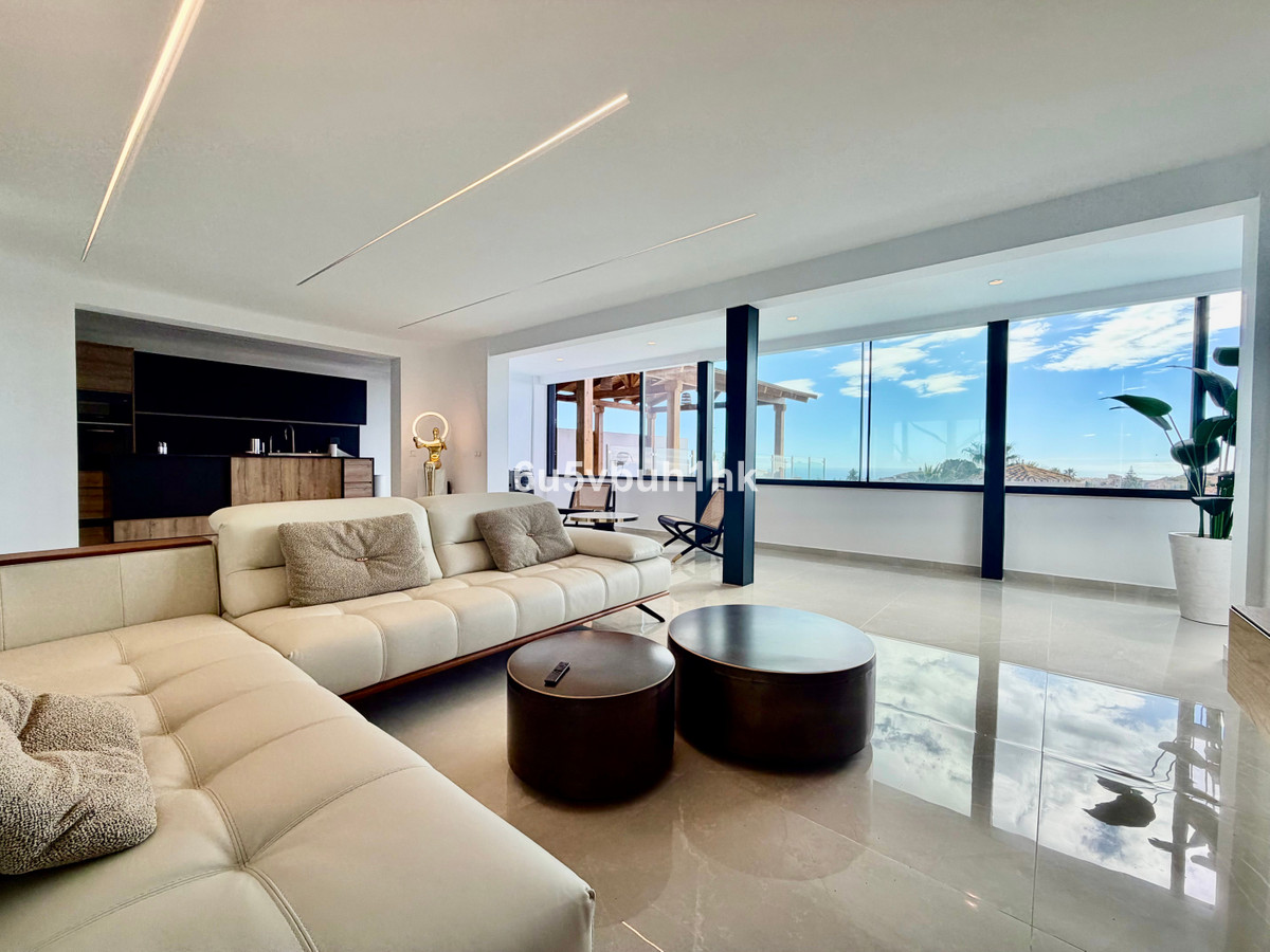 4 Bed Townhouse for sale in Benalmadena Costa Costa Del Sol, Málaga, Spain