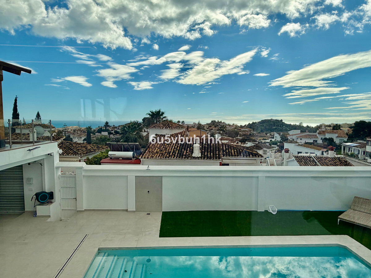 4 Bed Townhouse for sale in Benalmadena Costa Costa Del Sol, Málaga, Spain