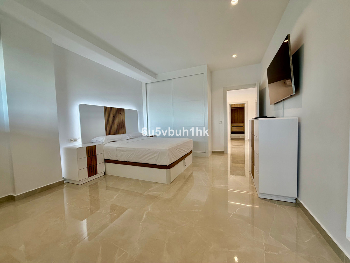 4 Bed Townhouse for sale in Benalmadena Costa Costa Del Sol, Málaga, Spain