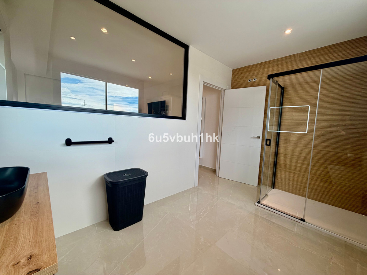 4 Bed Townhouse for sale in Benalmadena Costa Costa Del Sol, Málaga, Spain