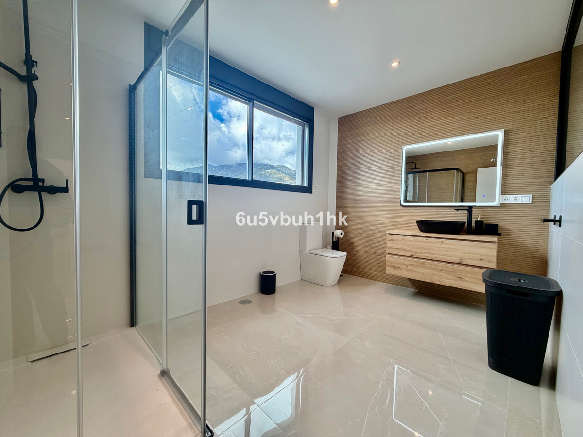 4 Bed Townhouse for sale in Benalmadena Costa Costa Del Sol, Málaga, Spain