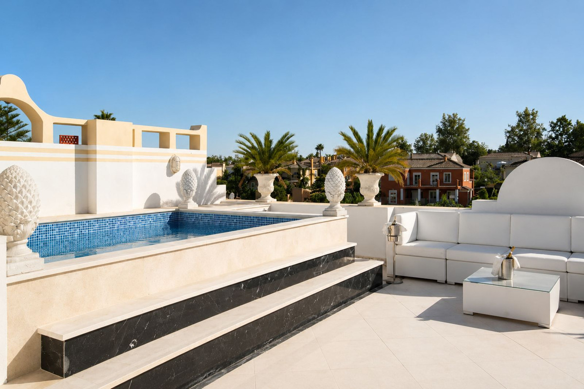 2 Bed Apartment for sale in Guadalmina Alta Costa Del Sol, Málaga, Spain