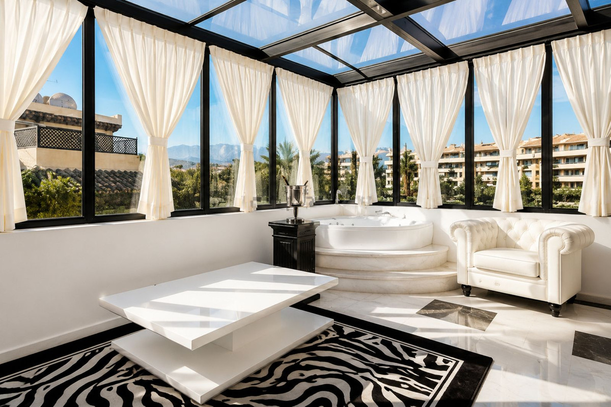 2 Bed Apartment for sale in Guadalmina Alta Costa Del Sol, Málaga, Spain