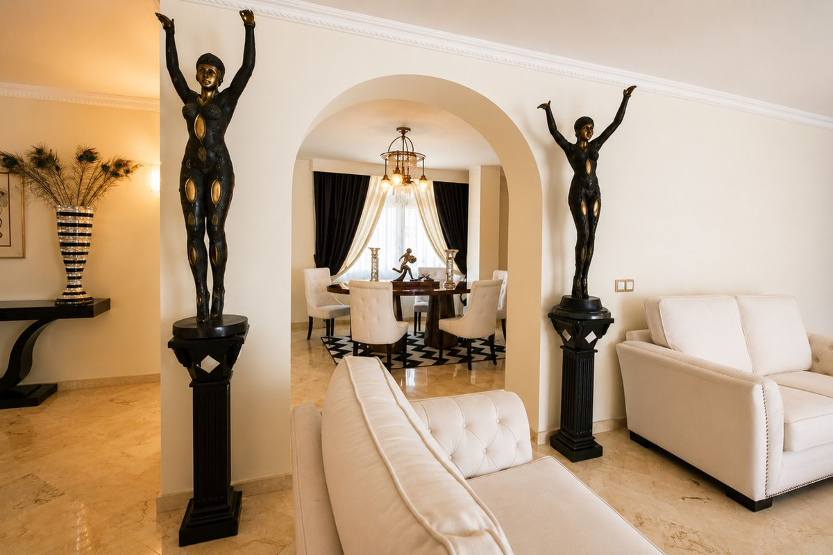 2 Bed Apartment for sale in Guadalmina Alta Costa Del Sol, Málaga, Spain