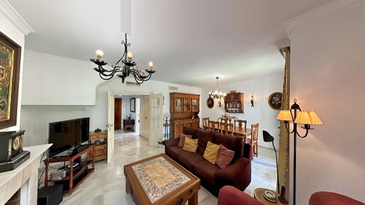5 Bed Townhouse for sale in New Golden Mile Costa Del Sol, Málaga, Spain