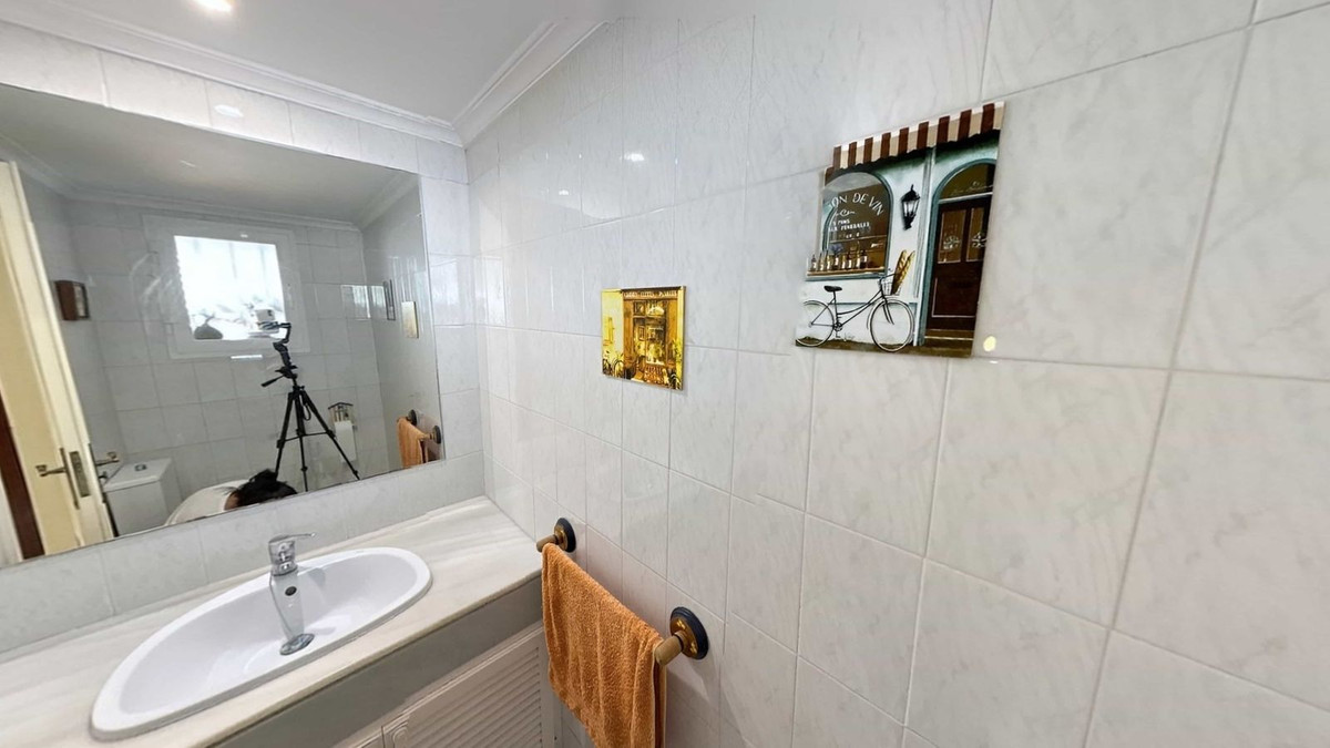 5 Bed Townhouse for sale in New Golden Mile Costa Del Sol, Málaga, Spain