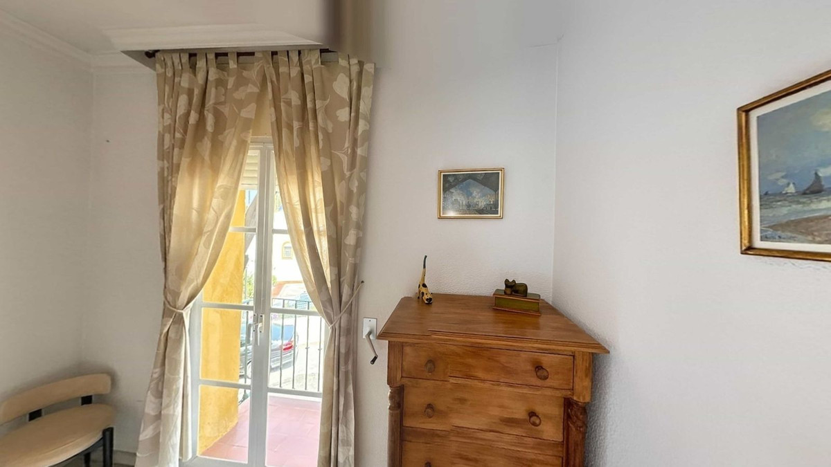 5 Bed Townhouse for sale in New Golden Mile Costa Del Sol, Málaga, Spain