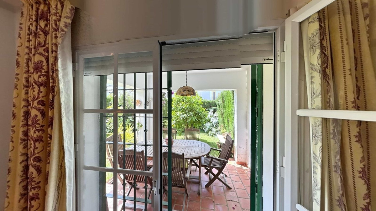 5 Bed Townhouse for sale in New Golden Mile Costa Del Sol, Málaga, Spain