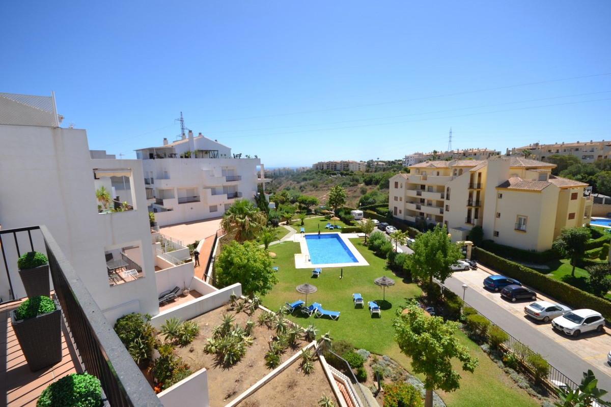 2 Bed Apartment for sale in Calahonda Costa Del Sol, Málaga, Spain