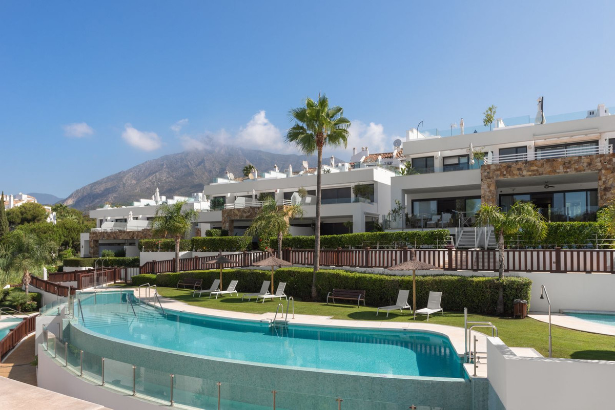 3 Bed Townhouse for sale in The Golden Mile Costa Del Sol, Málaga, Spain
