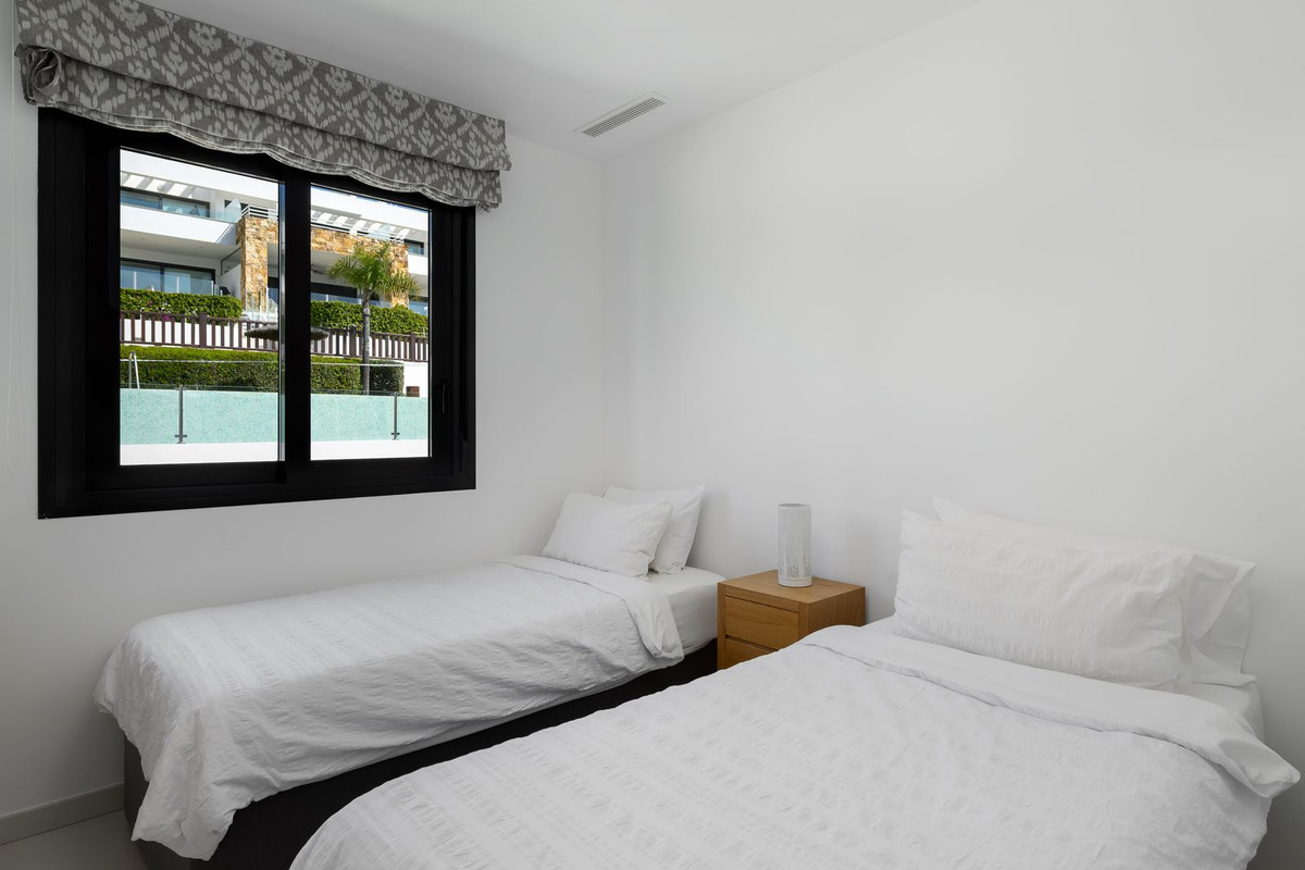 3 Bed Townhouse for sale in The Golden Mile Costa Del Sol, Málaga, Spain
