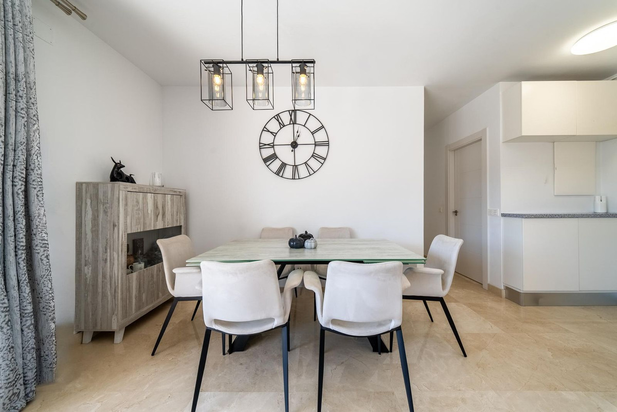 Se vende Villa - Chalet de 3 dormitorios en Costa Del Sol, Málaga, España