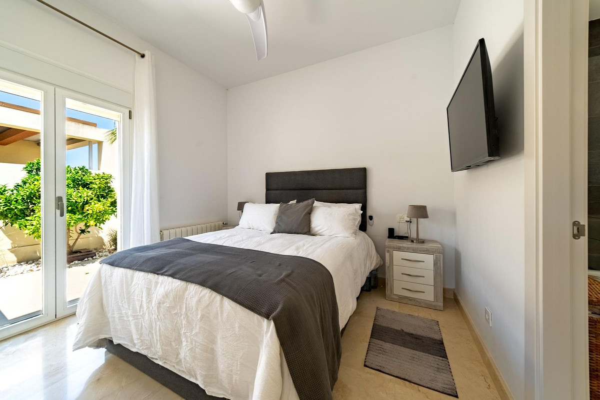 Se vende Villa - Chalet de 3 dormitorios en Costa Del Sol, Málaga, España