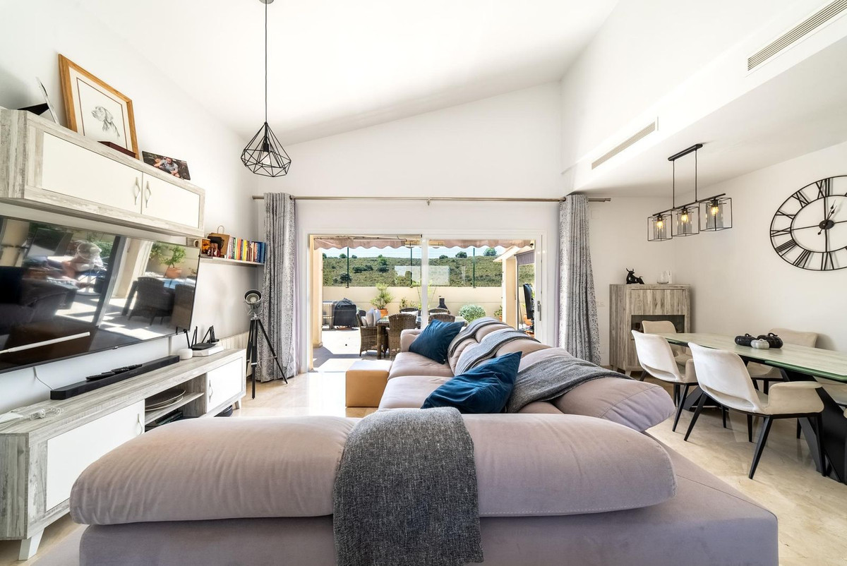 Se vende Villa - Chalet de 3 dormitorios en Costa Del Sol, Málaga, España