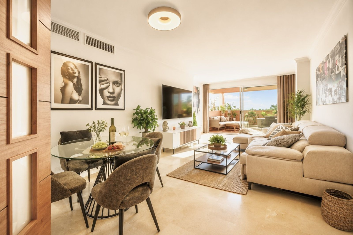 2 Bed Apartment for sale in Elviria Costa Del Sol, Málaga, Spain