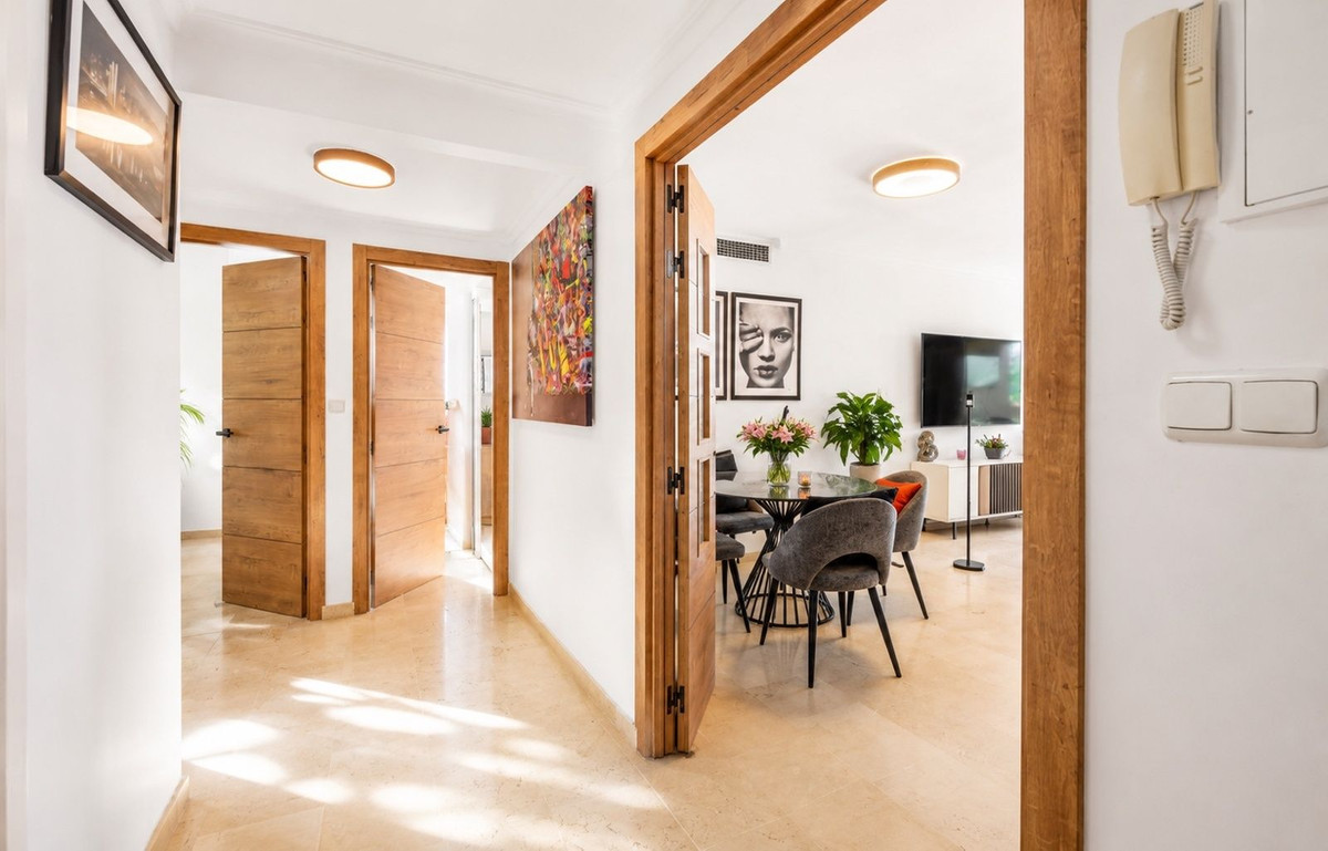 2 Bed Apartment for sale in Elviria Costa Del Sol, Málaga, Spain