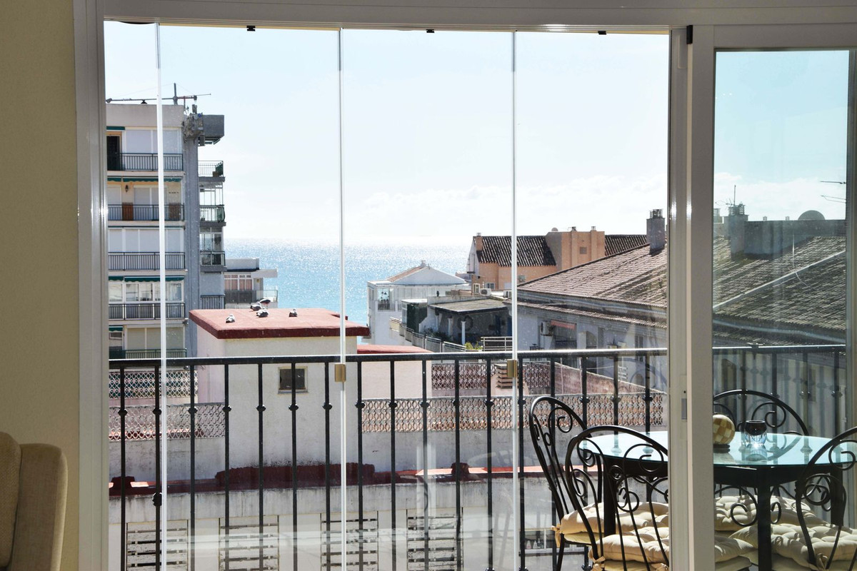 2 Bed Apartment for sale in Fuengirola Costa Del Sol, Málaga, Spain