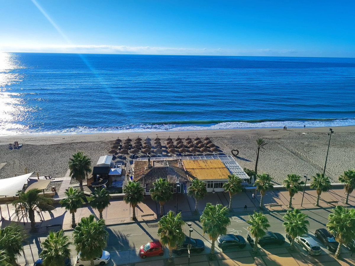 2 Bed Apartment for sale in Fuengirola Costa Del Sol, Málaga, Spain