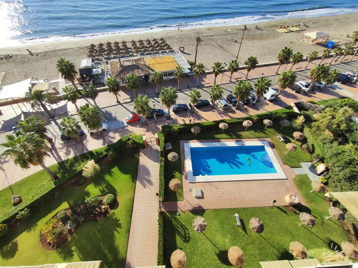 2 Bed Apartment for sale in Fuengirola Costa Del Sol, Málaga, Spain