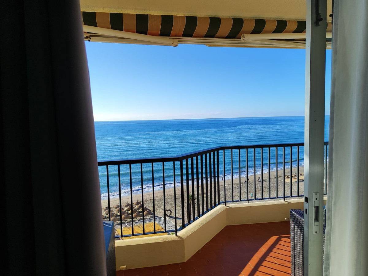 2 Bed Apartment for sale in Fuengirola Costa Del Sol, Málaga, Spain