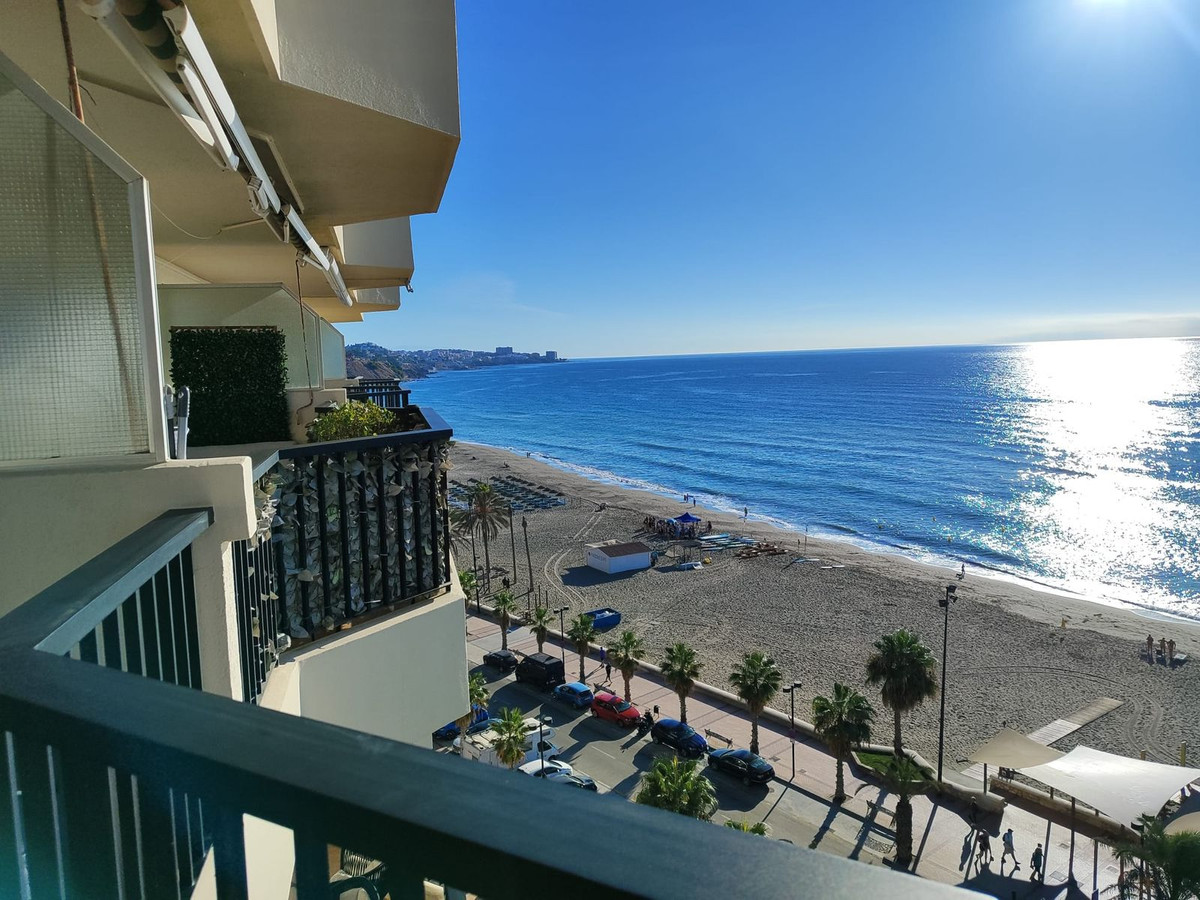 2 Bed Apartment for sale in Fuengirola Costa Del Sol, Málaga, Spain