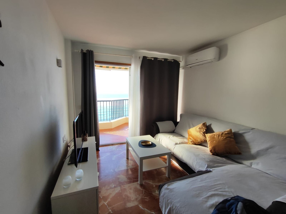 2 Bed Apartment for sale in Fuengirola Costa Del Sol, Málaga, Spain