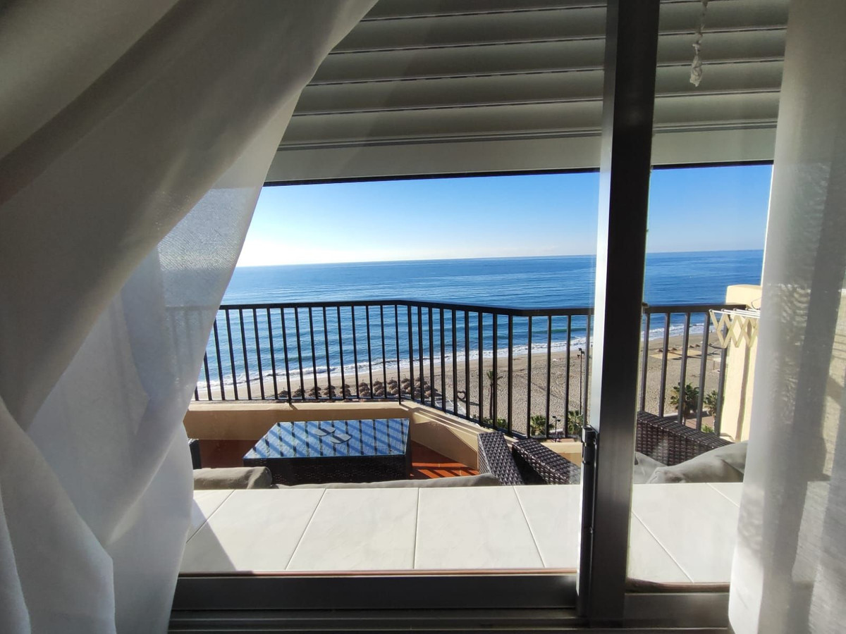 2 Bed Apartment for sale in Fuengirola Costa Del Sol, Málaga, Spain