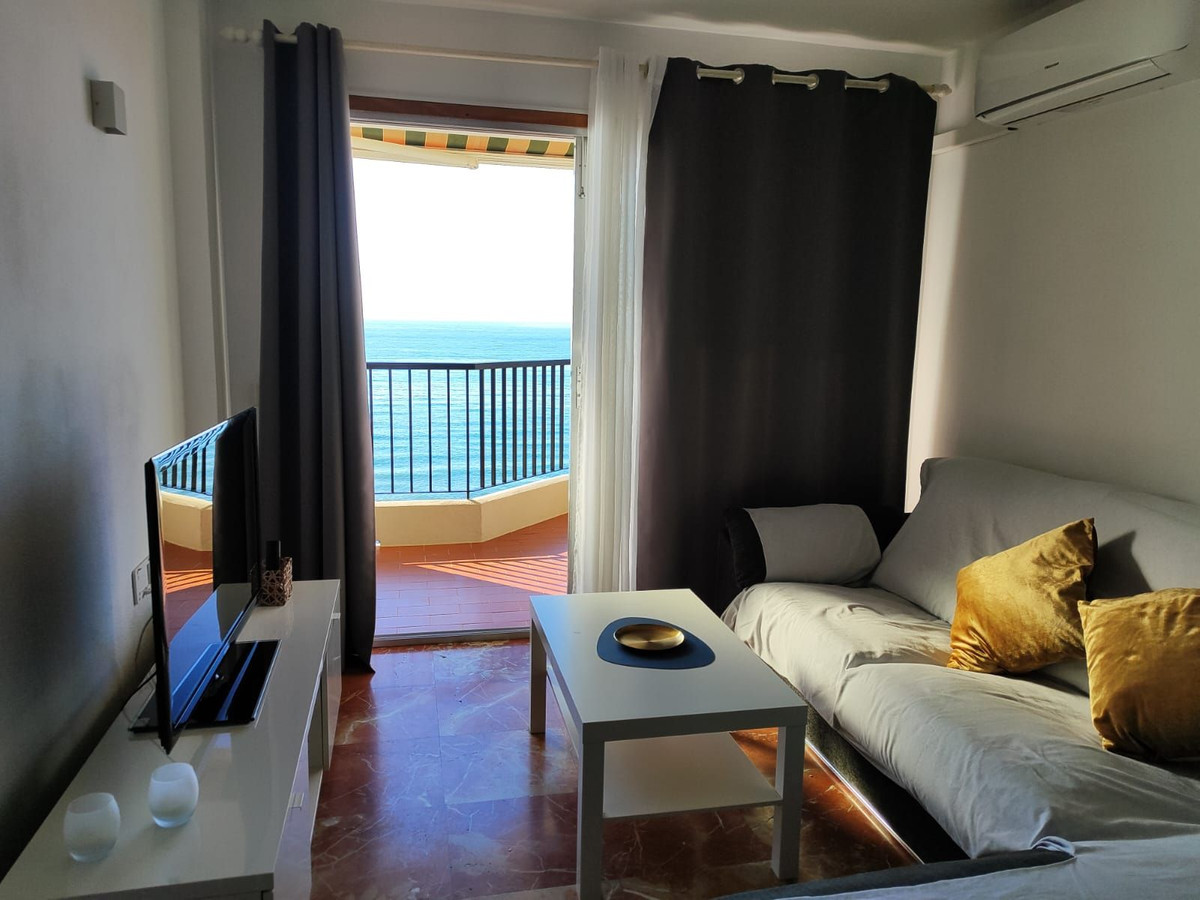 2 Bed Apartment for sale in Fuengirola Costa Del Sol, Málaga, Spain