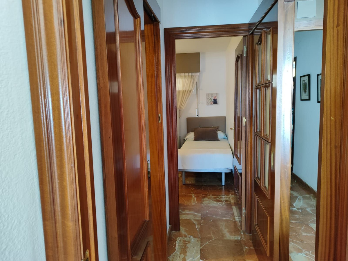 2 Bed Apartment for sale in Fuengirola Costa Del Sol, Málaga, Spain