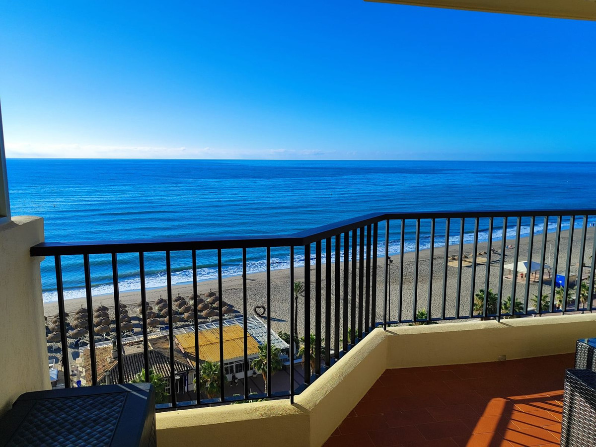2 Bed Apartment for sale in Fuengirola Costa Del Sol, Málaga, Spain
