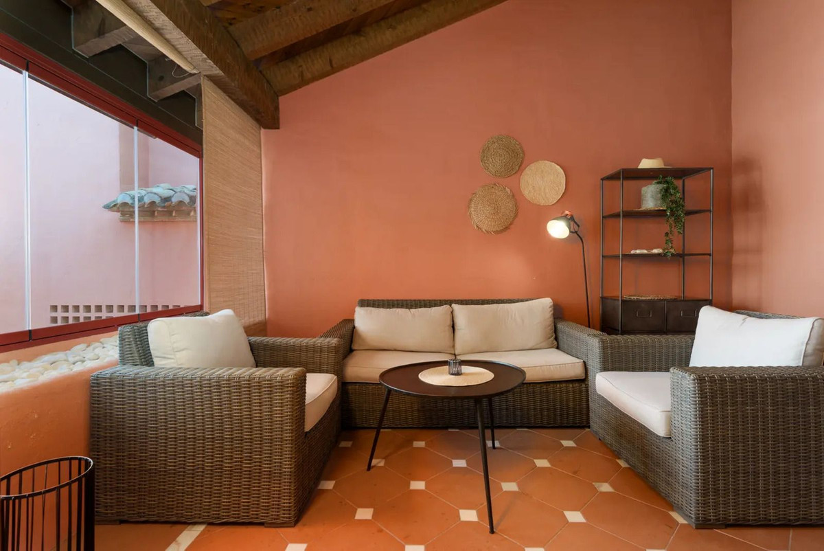 Se vende Apartamento Planta Media de 2 dormitorios en Costa Del Sol, Málaga, España