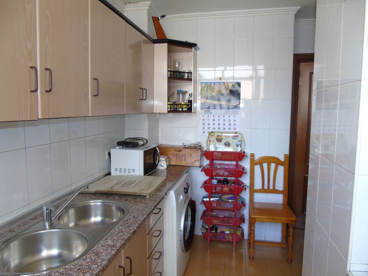 3 Bed Apartment for sale in Fuengirola Costa Del Sol, Málaga, Spain