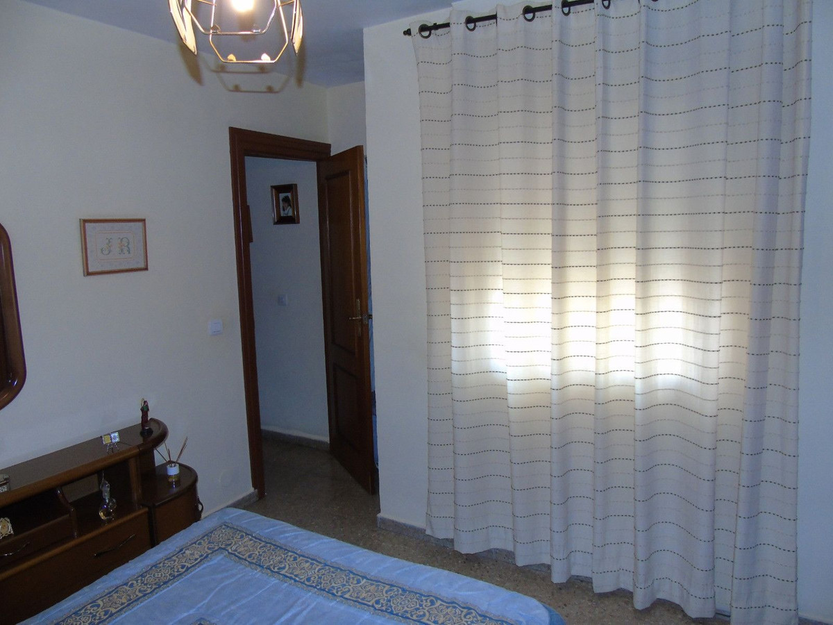 3 Bed Apartment for sale in Fuengirola Costa Del Sol, Málaga, Spain
