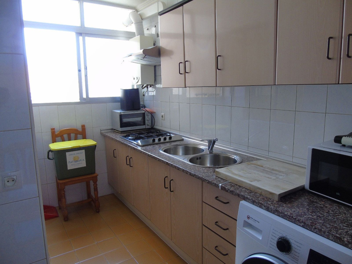 3 Bed Apartment for sale in Fuengirola Costa Del Sol, Málaga, Spain