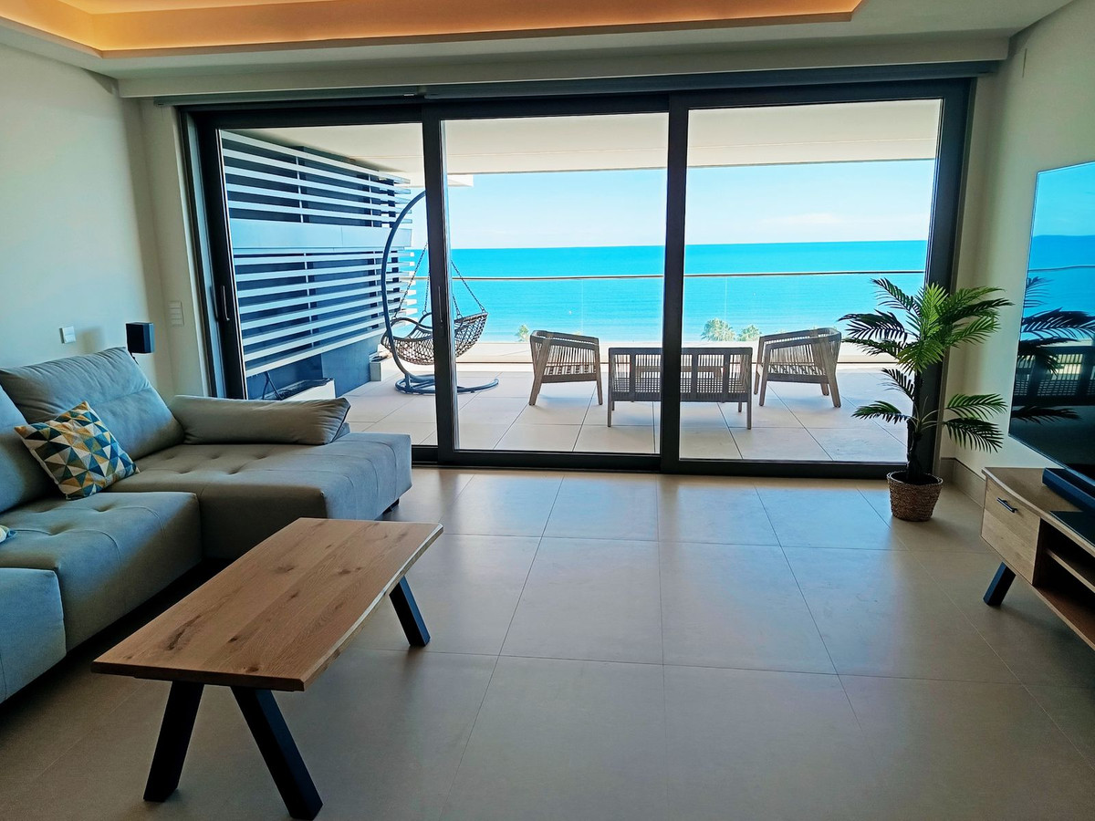 3 Bed Apartment for sale in Málaga Costa Del Sol, Málaga, Spain