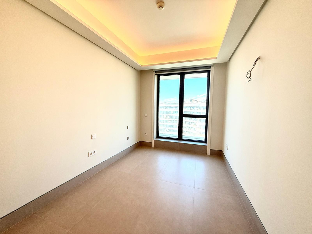 3 Bed Apartment for sale in Málaga Costa Del Sol, Málaga, Spain